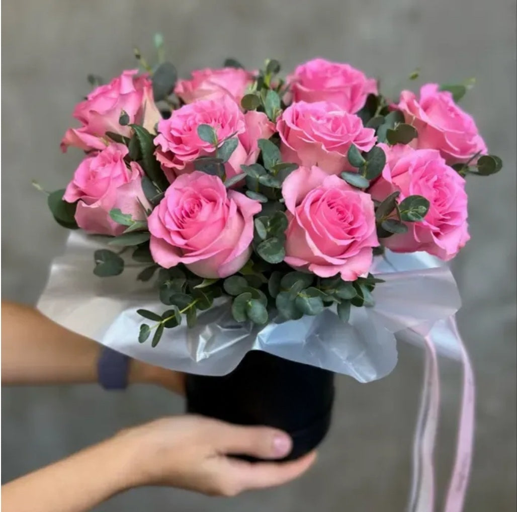 Pink roses - black box